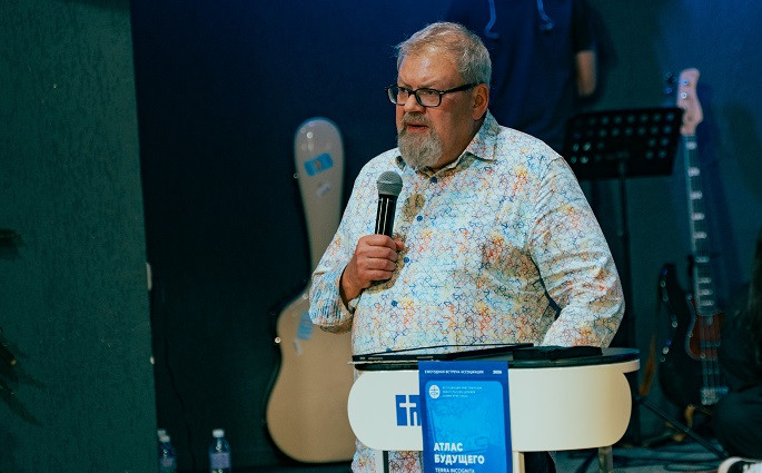 «Атлас будущего — в Божьих руках!» Дмитрий Поляков